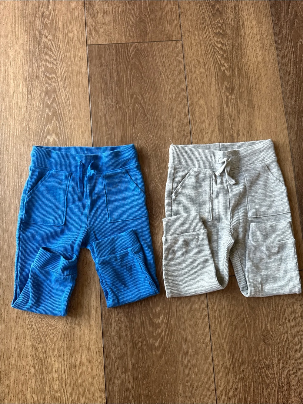 Okie Dokie Toddler Waffle Knit Cargo Jogger Shorts - Blue and Light Gray